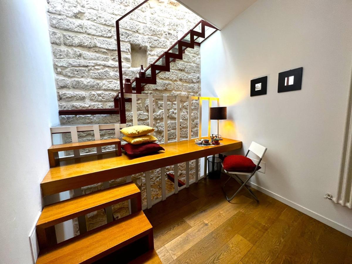 Palazzo Barone,Nel Cuore Del Borgo Antico. Apartment Bari Exterior photo