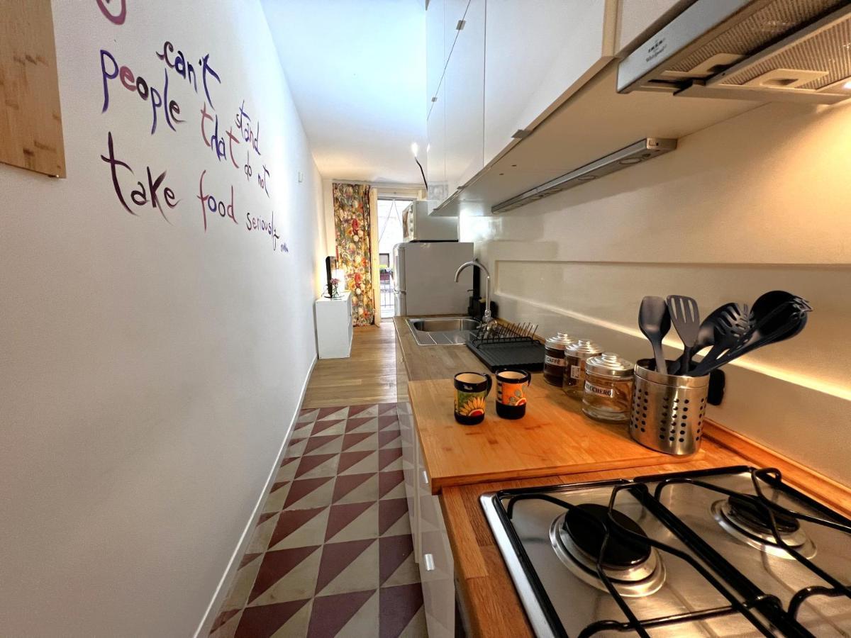 Palazzo Barone,Nel Cuore Del Borgo Antico. Apartment Bari Exterior photo